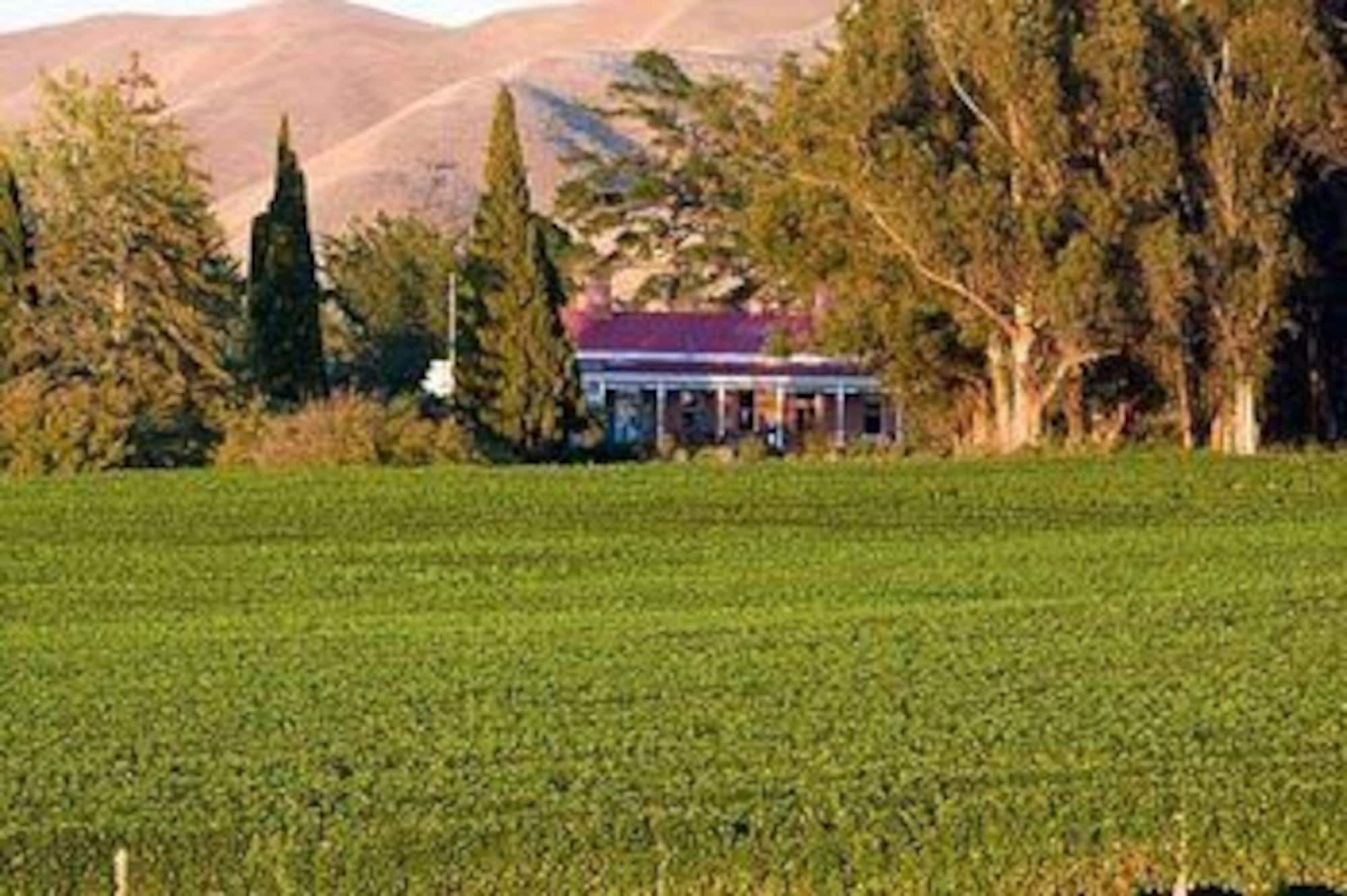 Ugbrooke Country Estate Hotel Lower Dashwood Exterior foto