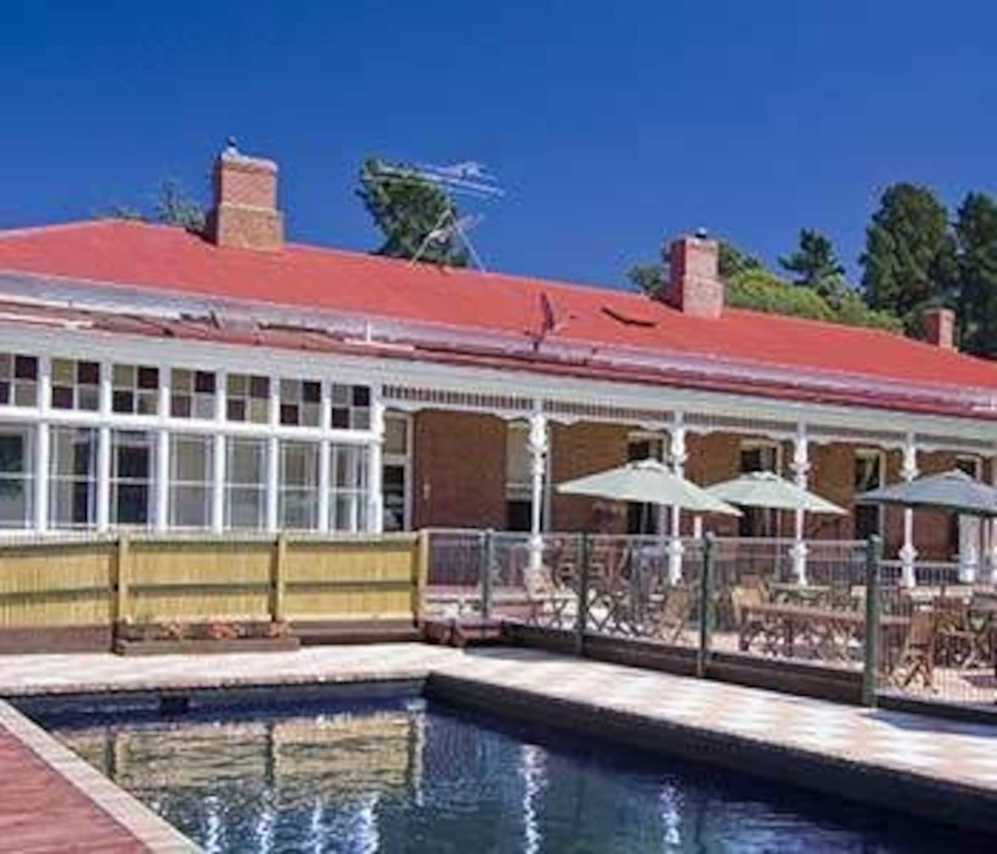 Ugbrooke Country Estate Hotel Lower Dashwood Exterior foto